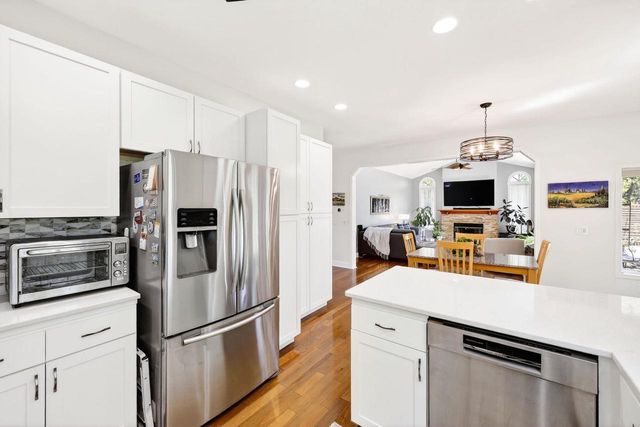 2729 Northwynde Passage, Sun Prairie, WI 53590