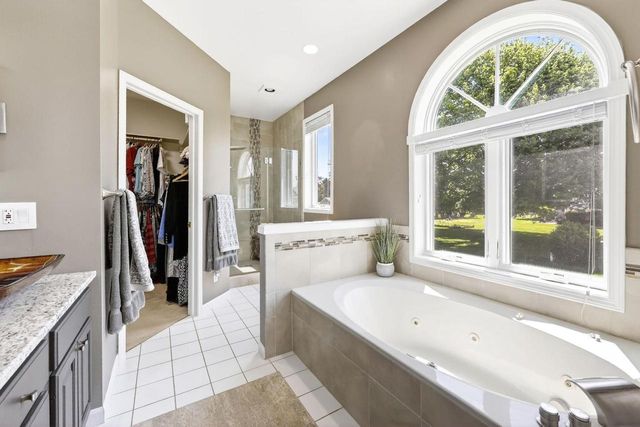 2729 Northwynde Passage, Sun Prairie, WI 53590