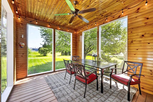 2729 Northwynde Passage, Sun Prairie, WI 53590