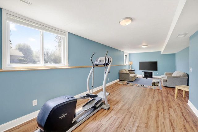 2729 Northwynde Passage, Sun Prairie, WI 53590