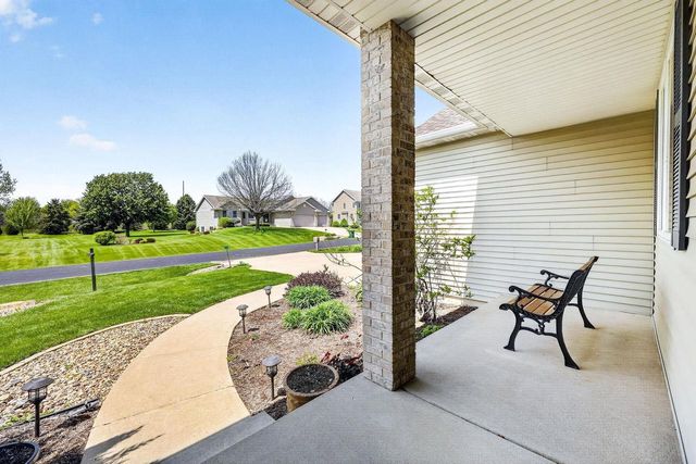 2729 Northwynde Passage, Sun Prairie, WI 53590