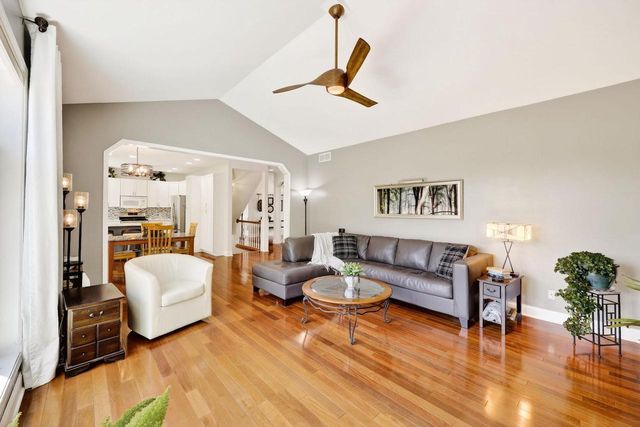 2729 Northwynde Passage, Sun Prairie, WI 53590