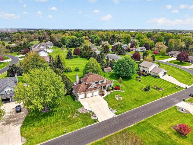 2729 Northwynde Passage, Sun Prairie, WI 53590