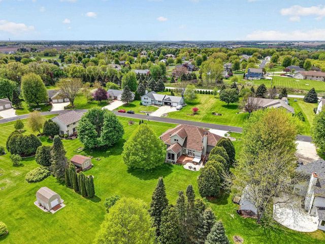 2729 Northwynde Passage, Sun Prairie, WI 53590