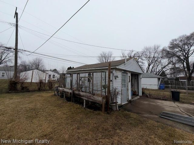 25845 Hayes Boulevard, Warren, MI 48089