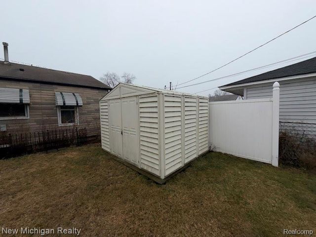 25845 Hayes Boulevard, Warren, MI 48089