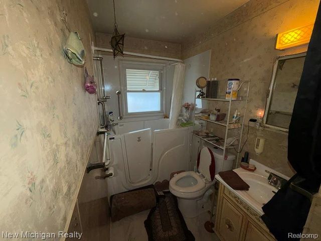 25845 Hayes Boulevard, Warren, MI 48089