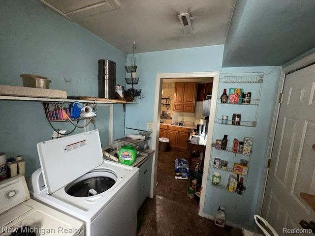 25845 Hayes Boulevard, Warren, MI 48089