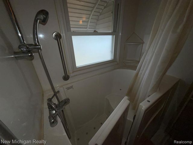 25845 Hayes Boulevard, Warren, MI 48089