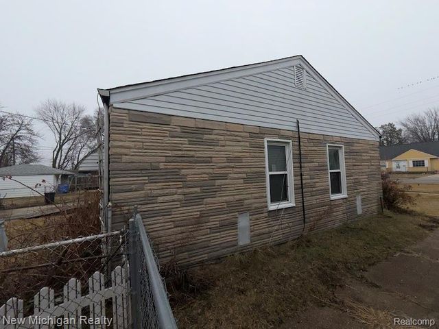 25845 Hayes Boulevard, Warren, MI 48089