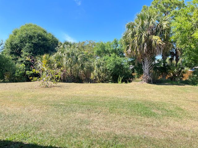 1133 SW Ingrassina Avenue, Port St Lucie, FL 34953