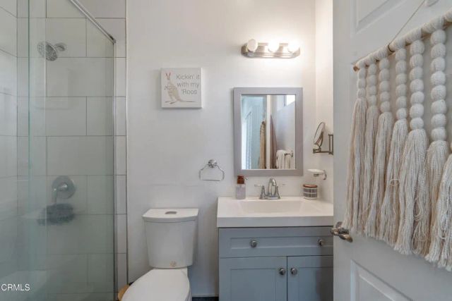 3233 Washington Place, Glendale, CA 91214