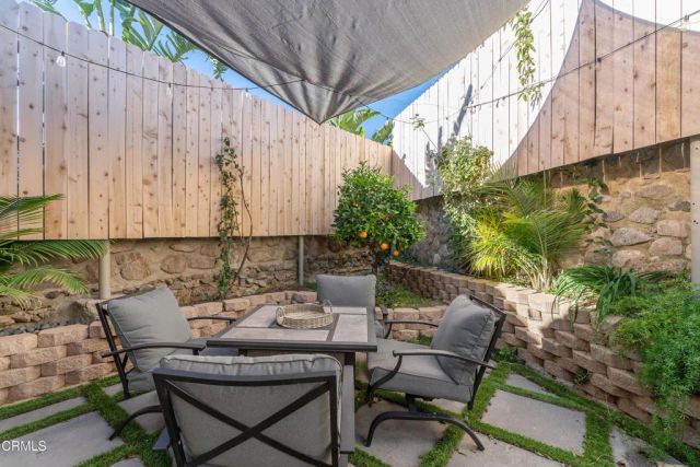 3233 Washington Place, Glendale, CA 91214