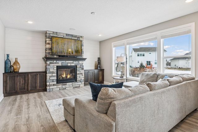 5562 130th Way N, Hugo, MN 55038