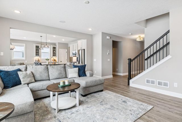 5562 130th Way N, Hugo, MN 55038