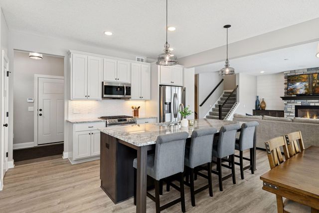 5562 130th Way N, Hugo, MN 55038