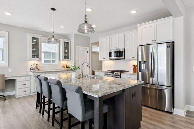 5562 130th Way N, Hugo, MN 55038