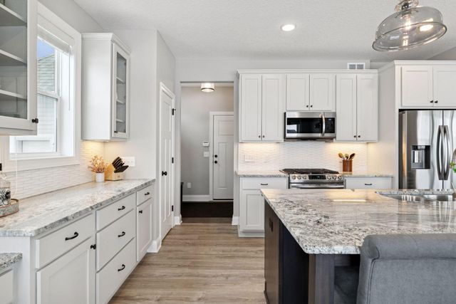 5562 130th Way N, Hugo, MN 55038