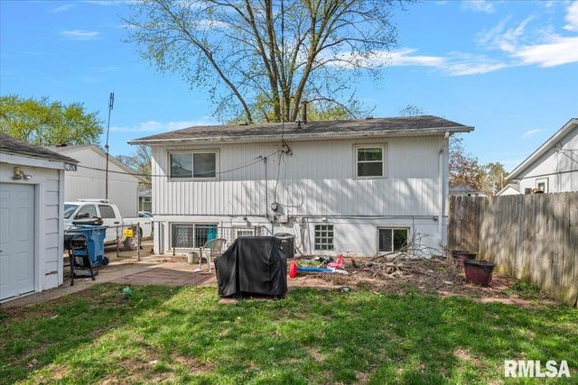 2216 RAMSEY Road, Springfield, IL 62702