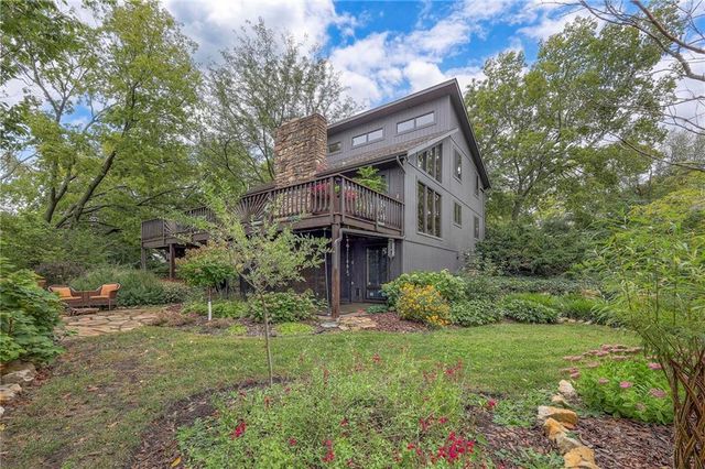 1606 Cypress Point Drive, Lawrence, KS 66047