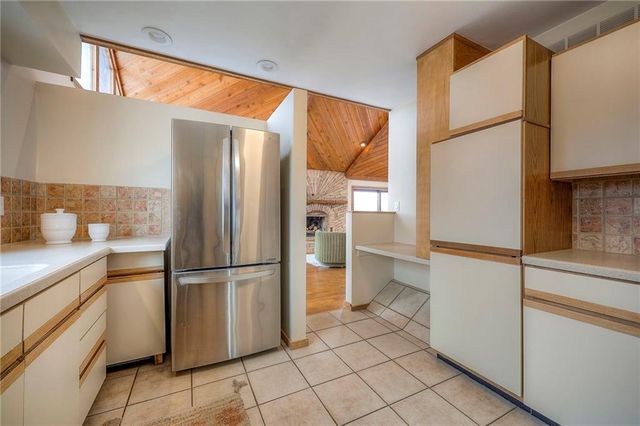 1606 Cypress Point Drive, Lawrence, KS 66047