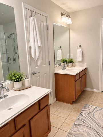 8126 Clover Leaf Drive, Rosenberg, TX 77469
