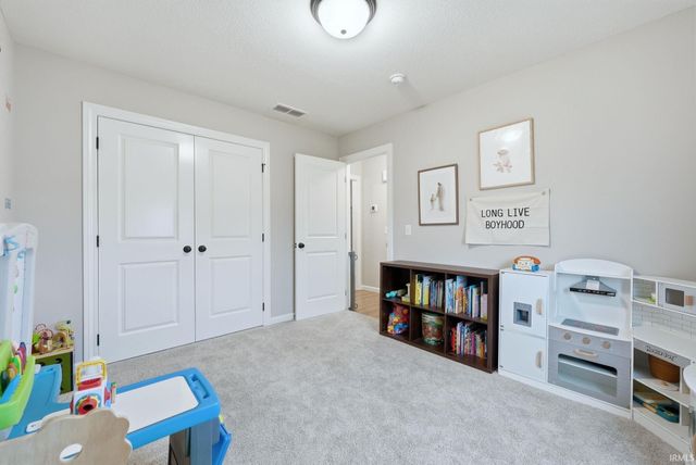 696 Eli Run Court, Angola, IN 46703