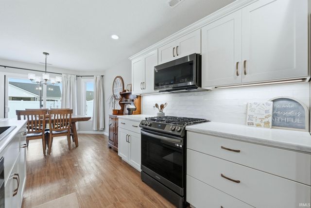 696 Eli Run Court, Angola, IN 46703