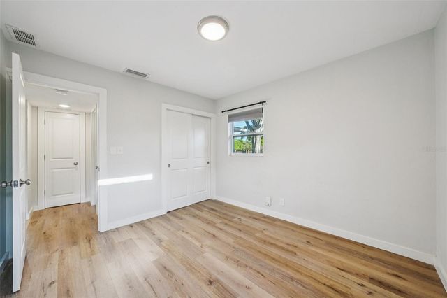 5995 44TH AVENUE N, St Petersburg, FL 33709