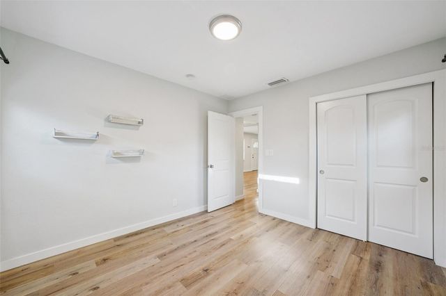 5995 44TH AVENUE N, St Petersburg, FL 33709