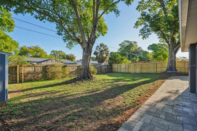 5995 44TH AVENUE N, St Petersburg, FL 33709