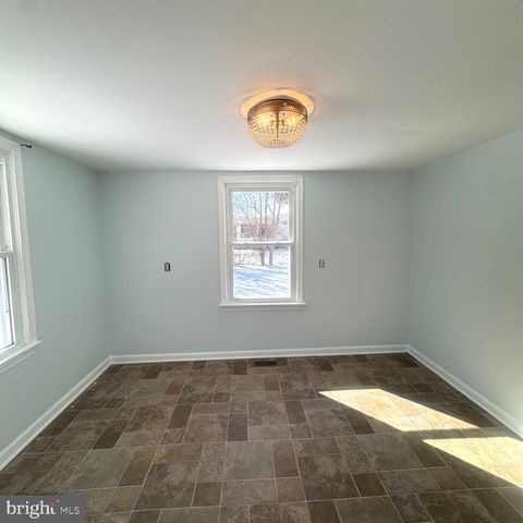 11370 RIDGE RD, King George, VA 22485