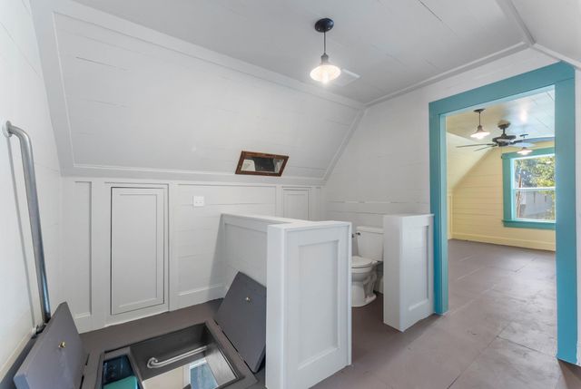 5036 Golden Forest Drive, Houston, TX 77091