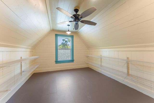 5036 Golden Forest Drive, Houston, TX 77091