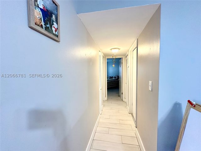 9427 Fontainebleau Blvd 102-34, Miami, FL 33172