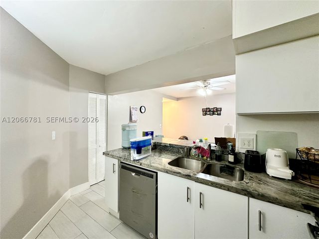 9427 Fontainebleau Blvd 102-34, Miami, FL 33172