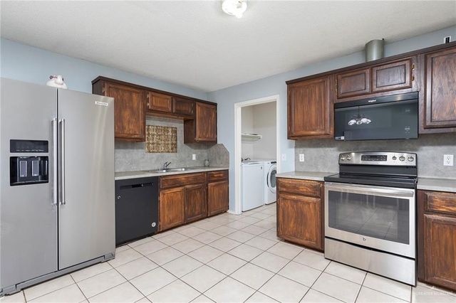 2912 Northwestern Avenue, Mcallen, TX 78504