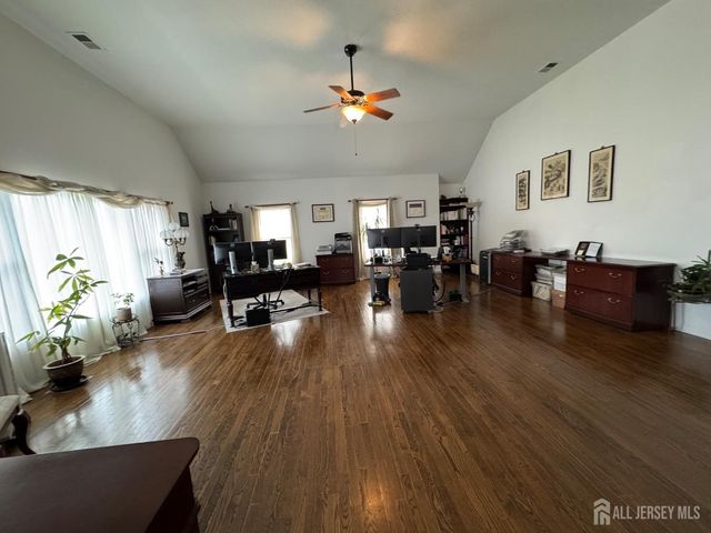 630 Valley Road, Long Hill, NJ 07933