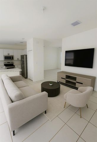 20366 NW 4th Path, Miami Gardens, FL 33169