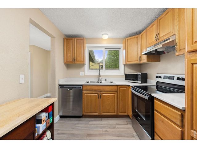 1704 Ranae Dr, Loveland, CO 80537
