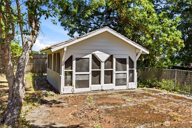 8841 Timber Loop SE, Olympia, WA 98513