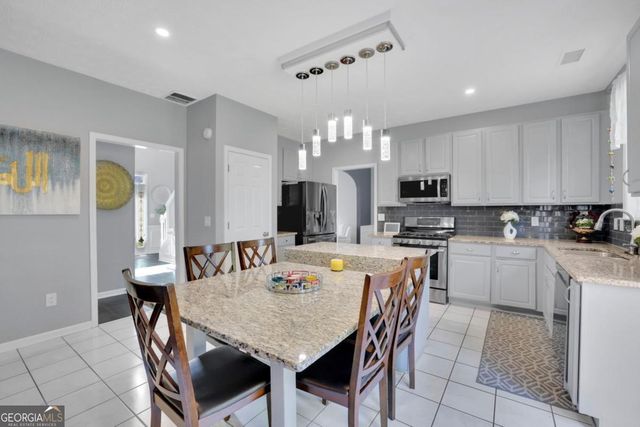 1910 Vineyard Court, Alpharetta, GA 30004