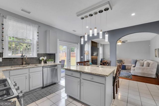 1910 Vineyard Court, Alpharetta, GA 30004