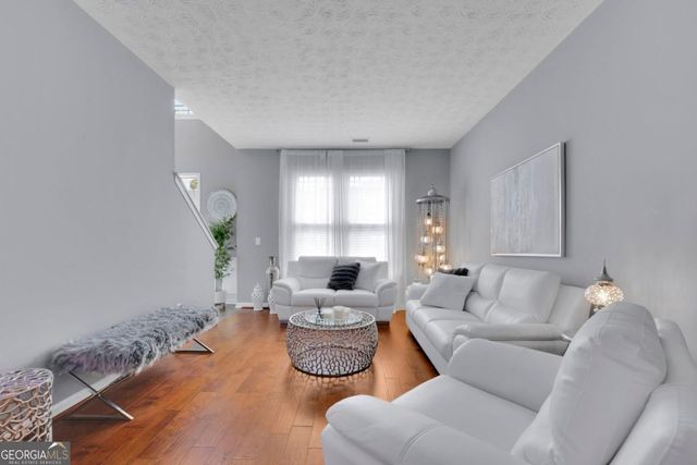 1910 Vineyard Court, Alpharetta, GA 30004