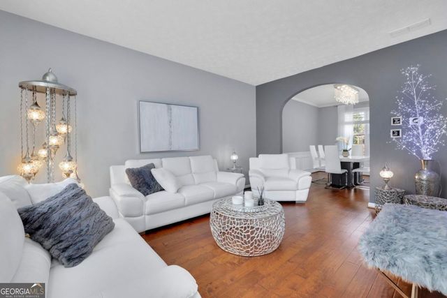 1910 Vineyard Court, Alpharetta, GA 30004