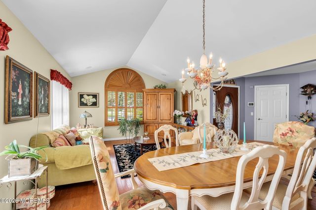 3 Wellington Lane, Lakewood, NJ 08701