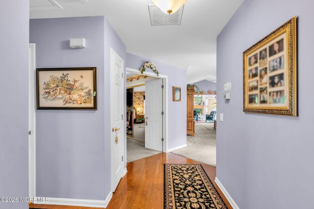 3 Wellington Lane, Lakewood, NJ 08701