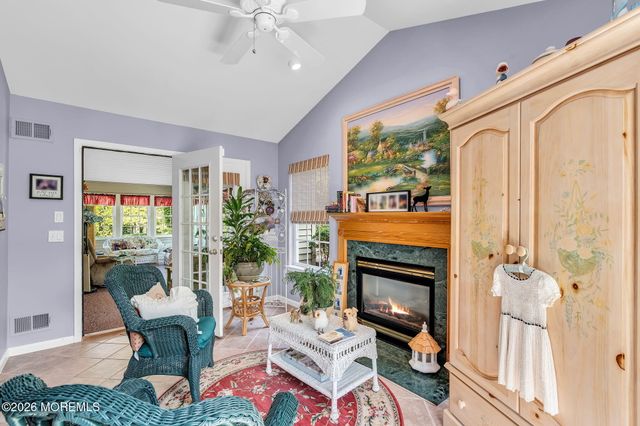 3 Wellington Lane, Lakewood, NJ 08701