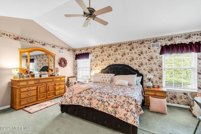 3 Wellington Lane, Lakewood, NJ 08701