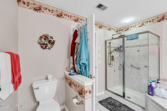 3 Wellington Lane, Lakewood, NJ 08701